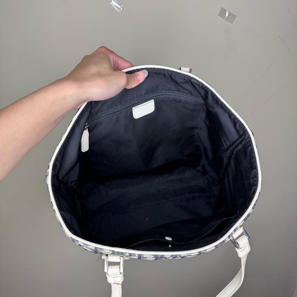 Dior Tote Bag - Picture 13 of 16